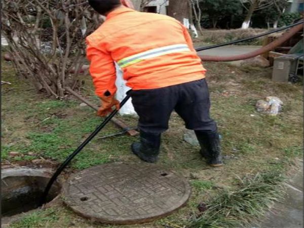 老河口厨房下水道疏通费用（老河口厨房下水道疏通费用多少钱）